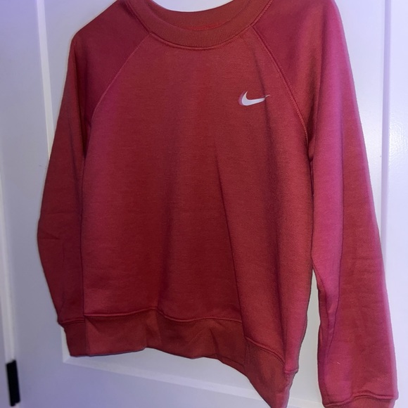 Coral color med unisex crewneck polyester sweater with a swoosh check mark on it - Picture 4 of 7